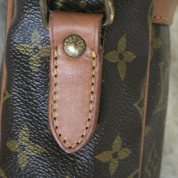 Louis Vuitton Danube bag 11x8x3 - Picture 7 of 13